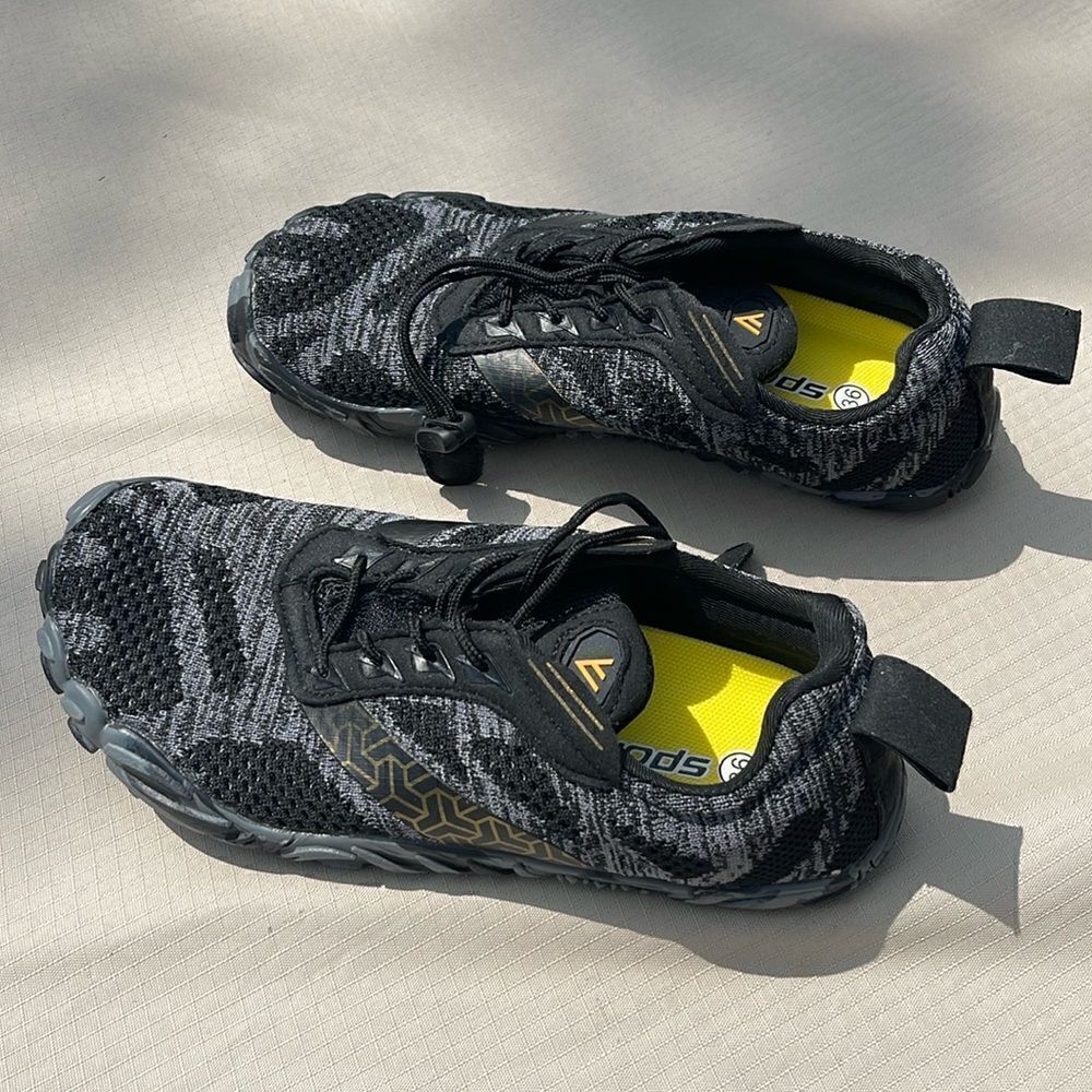Water Shoes for Women Quick-Dry Aqua Sock Barefoot for Lake, River, Never Worn